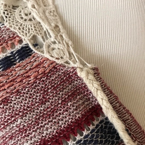 American Rag Long Sleeve Aztec Lace Hooded Pullover Sweater - Medium - Picture 7 of 8